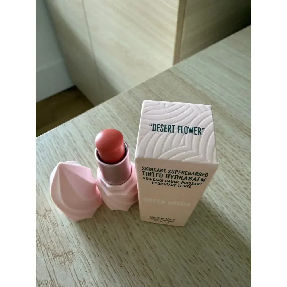 $28 Queen Musia Tinted Hydrabalm Desert Flower Faded Coral Nude New